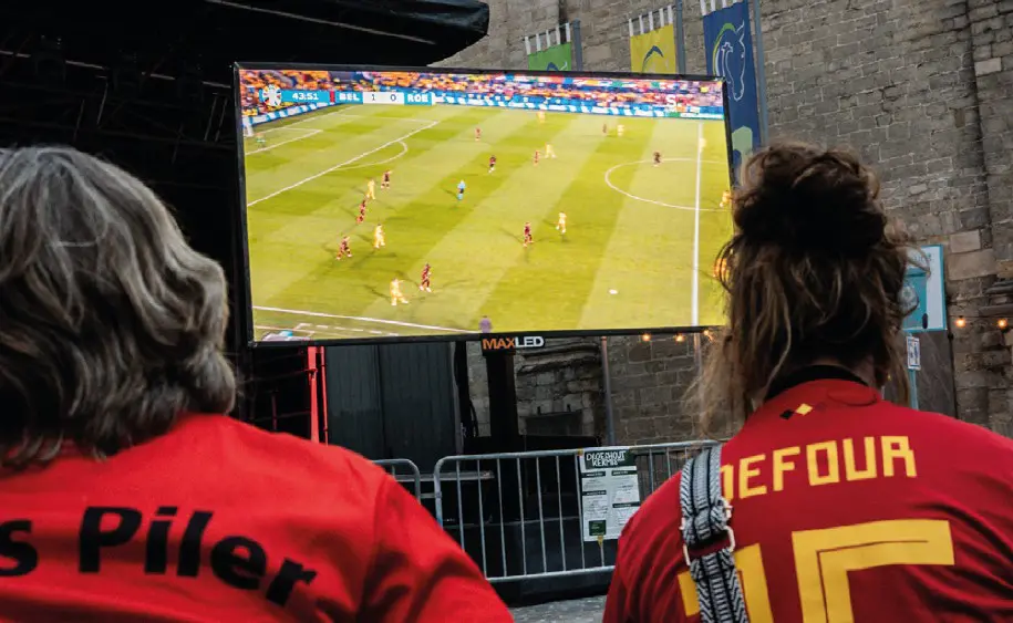 location écran géant Coupe du Monde 2026 Belgique, totem LED événementiel Belgique, remorque écran géant football 2026, retransmission grand écran CM 2026, écran géant LED mobile Belgique